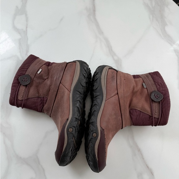 Merrell Tan and Burgundy Outdoor Boots - Picture 9 of 10